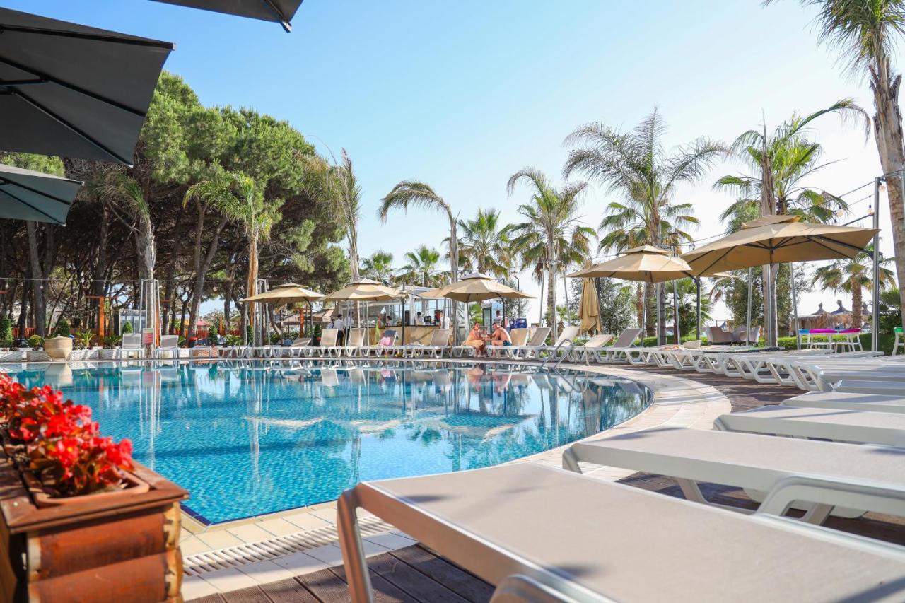 Vm Resort & Spa Golem  Buitenkant foto