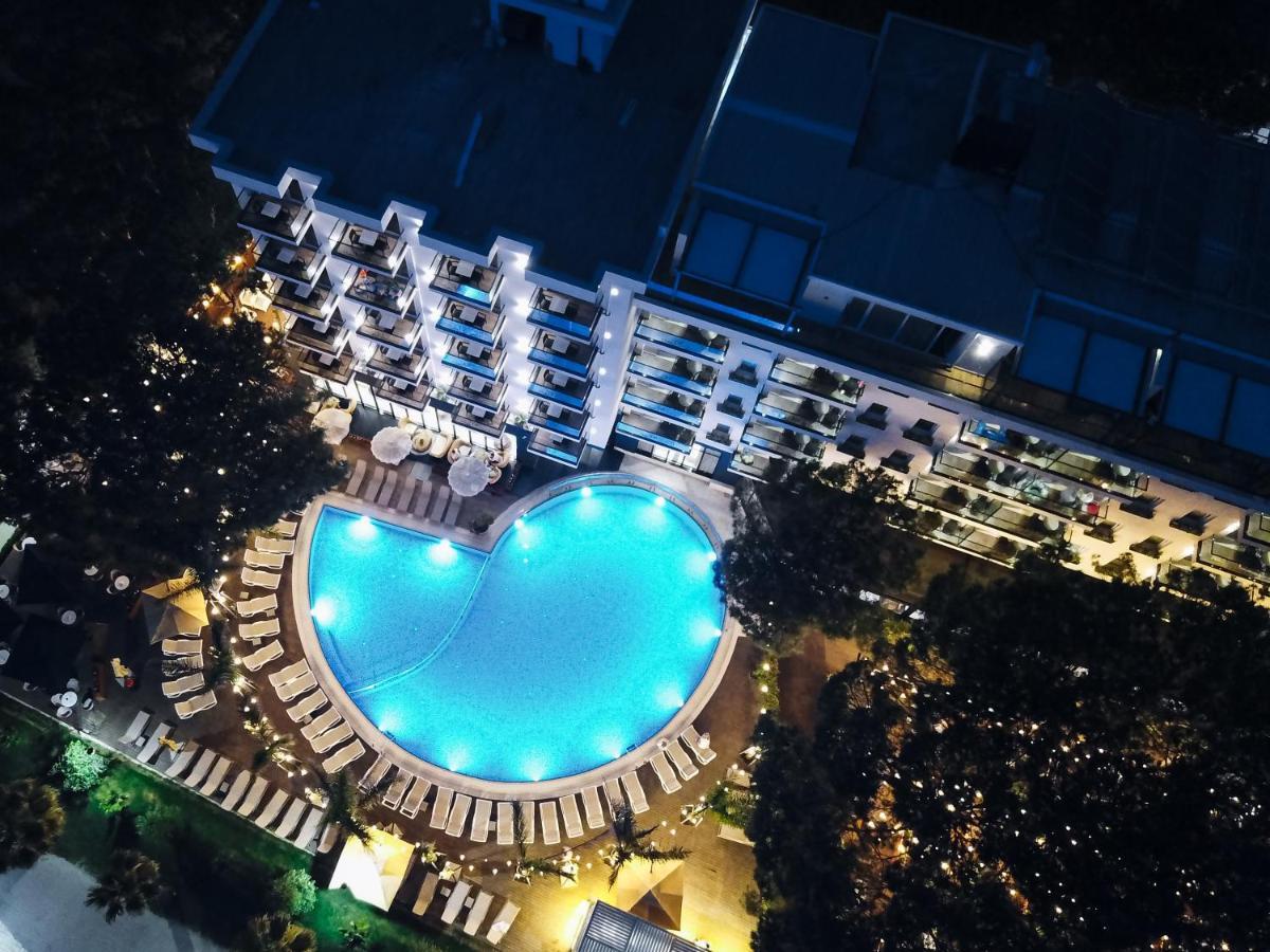 Vm Resort & Spa Golem  Buitenkant foto