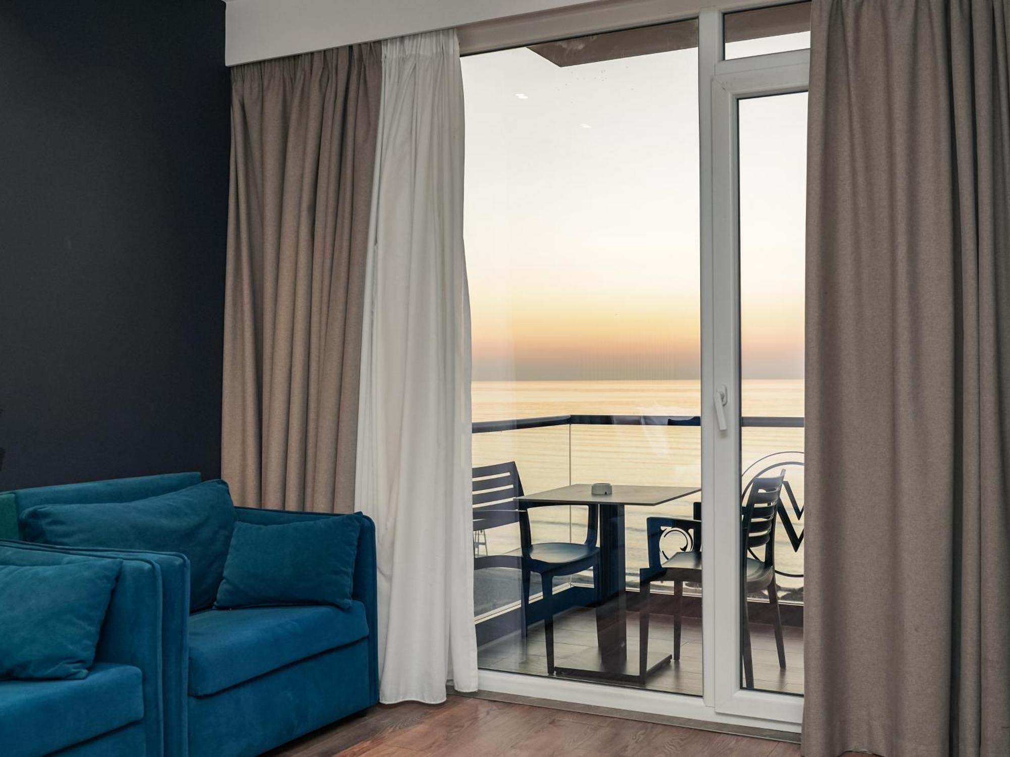 Vm Resort & Spa Golem  Buitenkant foto